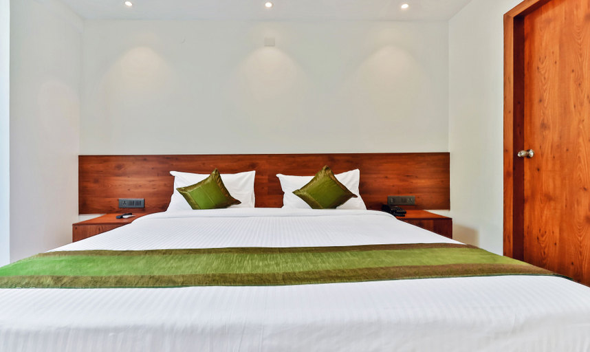 Bedroom 3, Treebo Blu Orchid, Bangalore