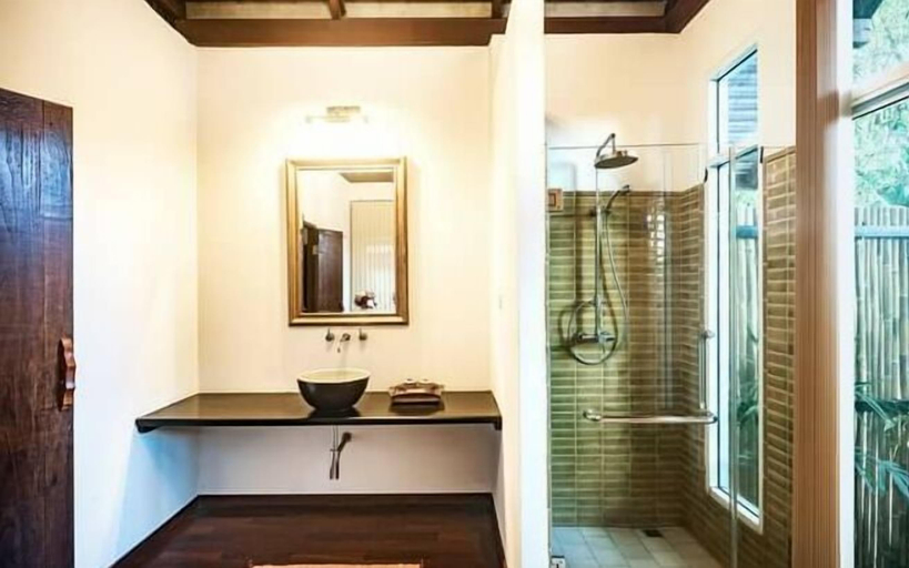 Bathroom 5, PAK RAM, Mae Rim