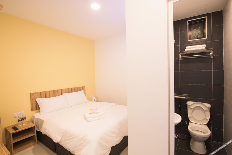 Bedroom 4, LTL GUESTHOUSE, Johor Bahru