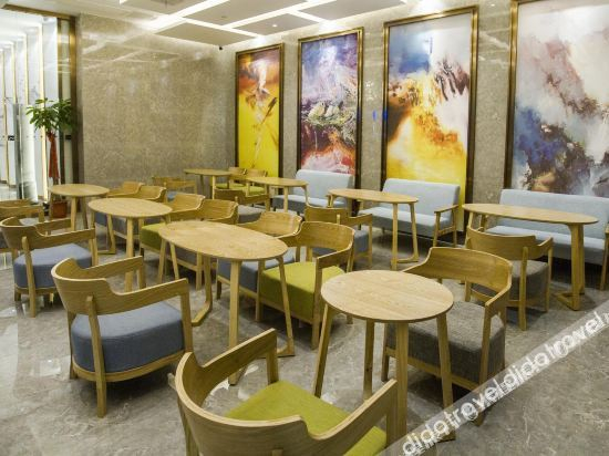 Others 5, Roman Luxury Hotel (Wuhan Jianghan Road Wanda Plaza), Wuhan
