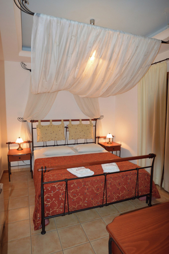 Room 5, molivos hills, North Aegean
