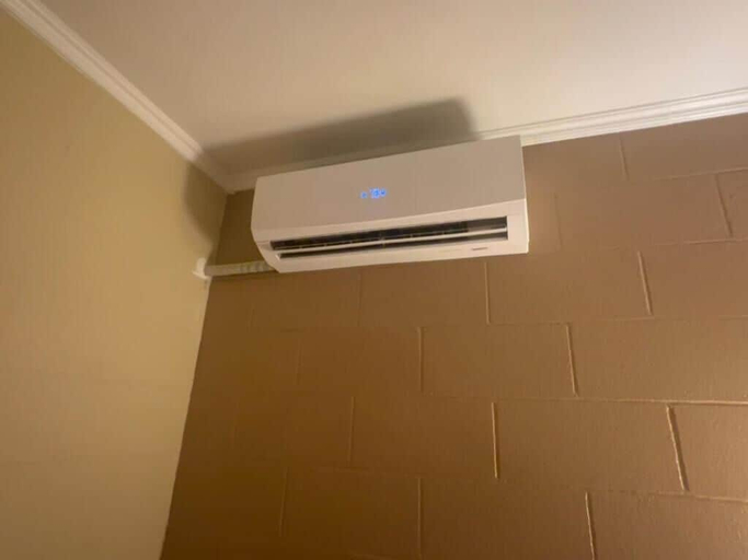 Others 4, Royal Inn & Suites, Riverside