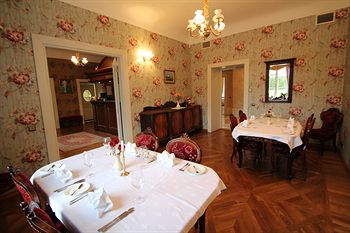 Others 3, Padise Manor, Padise
