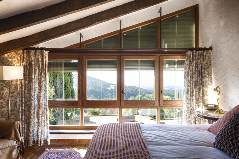 Bedroom 4, Masia Can Pou, Girona