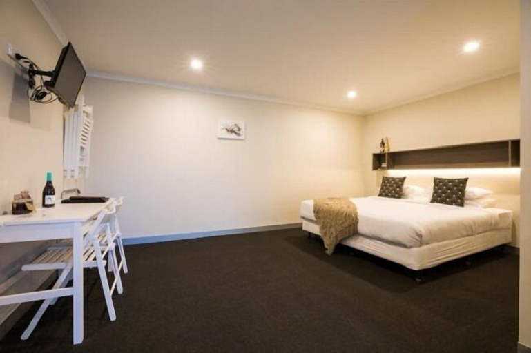 Bedroom 2, Heathcote Inn, Gr. Bendigo - Pt B