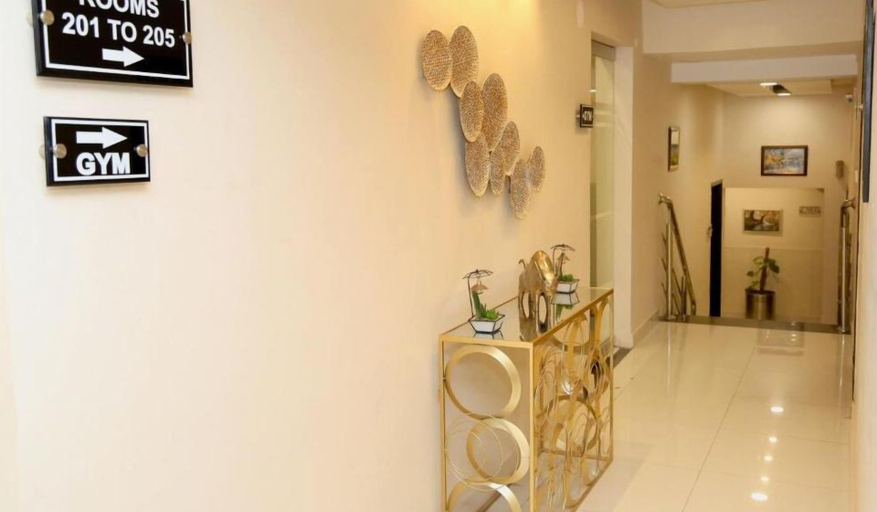 Others 2, Mairona Hotels Gulberg, Lahore