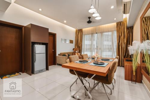 Others 3, Regalia Residence Three Bedroom with Balcony , Kuala Lumpur