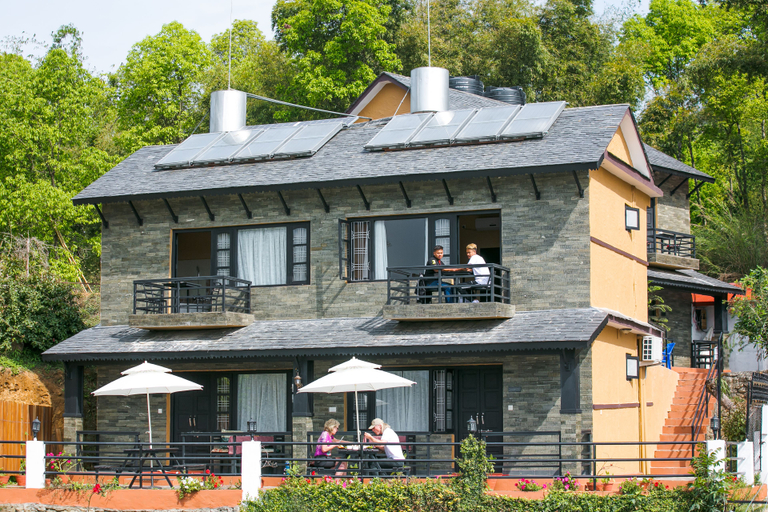 Exterior & Views