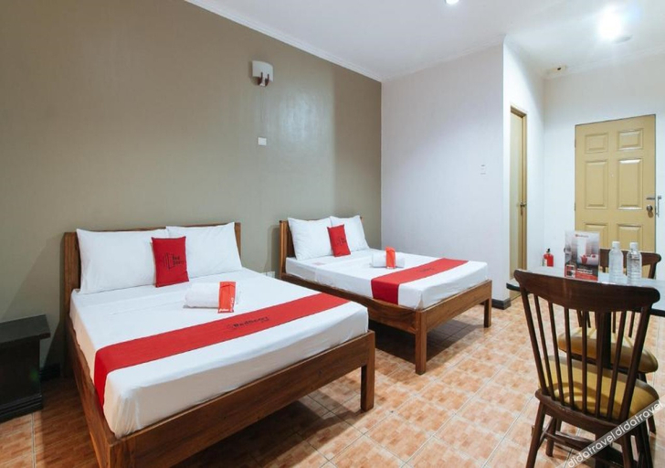Bedroom 4, RedDoorz @ Balay Hiraya Apartment, La Carlota City