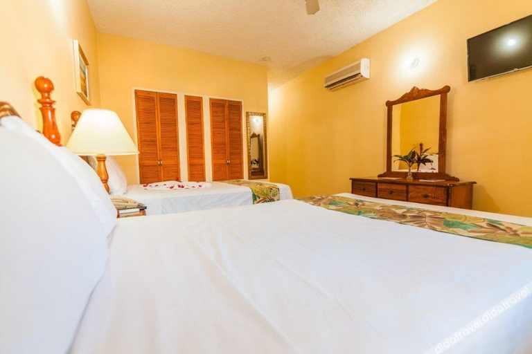 Bedroom 2, Merrils Beach Resort II