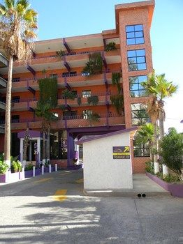 Others 3, Grand Hotel Guaycura, Tijuana
