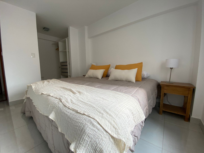 Others 4, HOMEFULL APARTAMENTOS, Capital