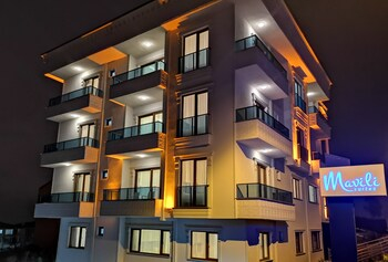 Others 4, Mavili Suites, Merkez