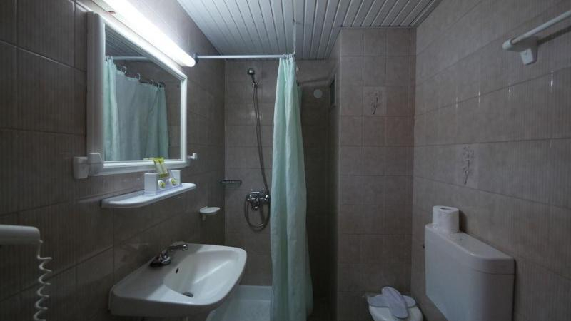Bathroom 5, Costa Angela, South Aegean