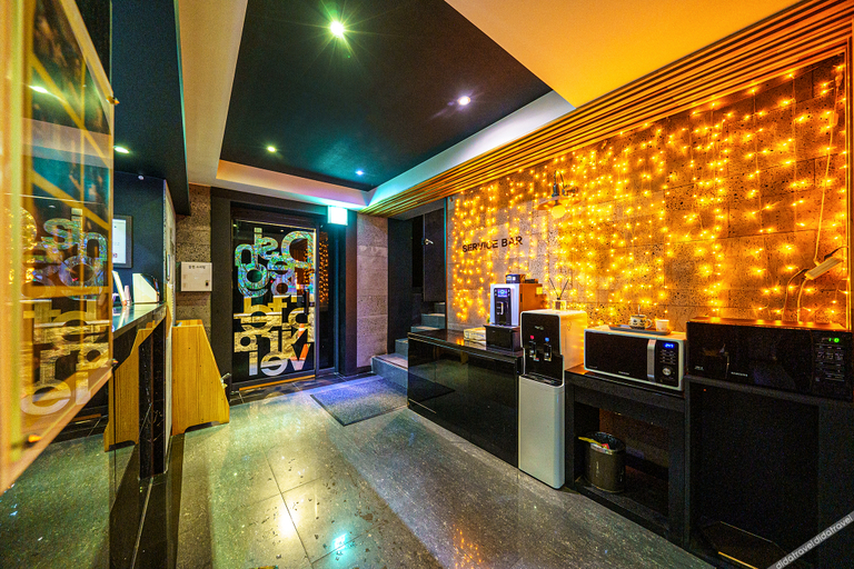 Food & Drinks 4, Sungshin University Station Pav, Seongbuk