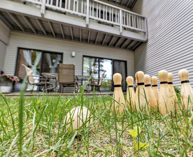 Exterior & Views, The Shores Lake View Condo Unit 5681, Grand Traverse