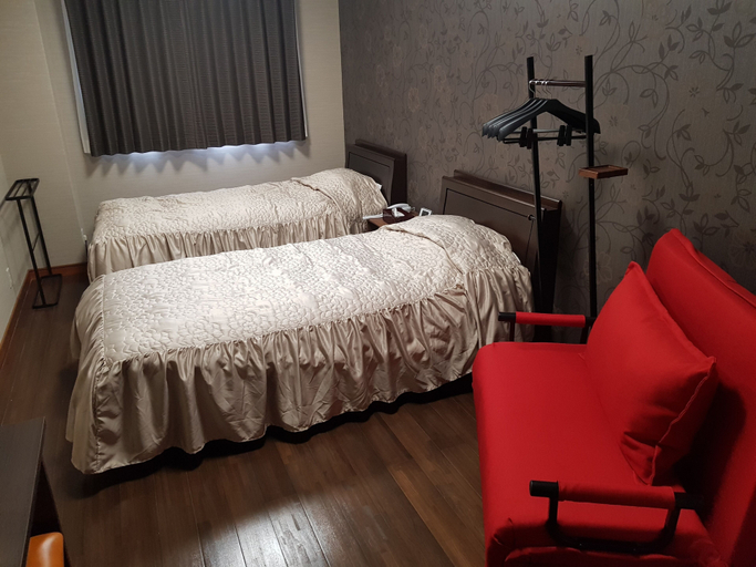 Bedroom 4, Guesthouse ZINK, Sado