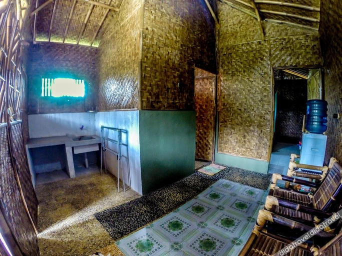 Others 5, Bale'ku, Pangandaran