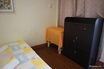 Room 2, Blue Wave Inn Beach Resort & Restaurant, Siquijor