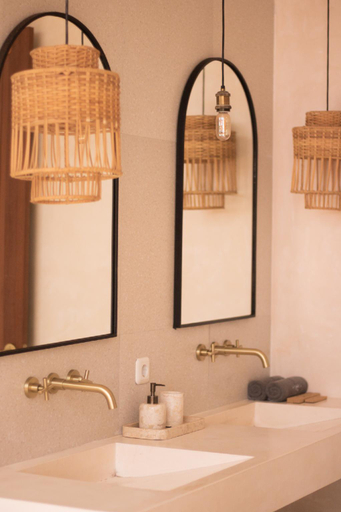 Bathroom 2, Arrova Bali Berawa, Badung