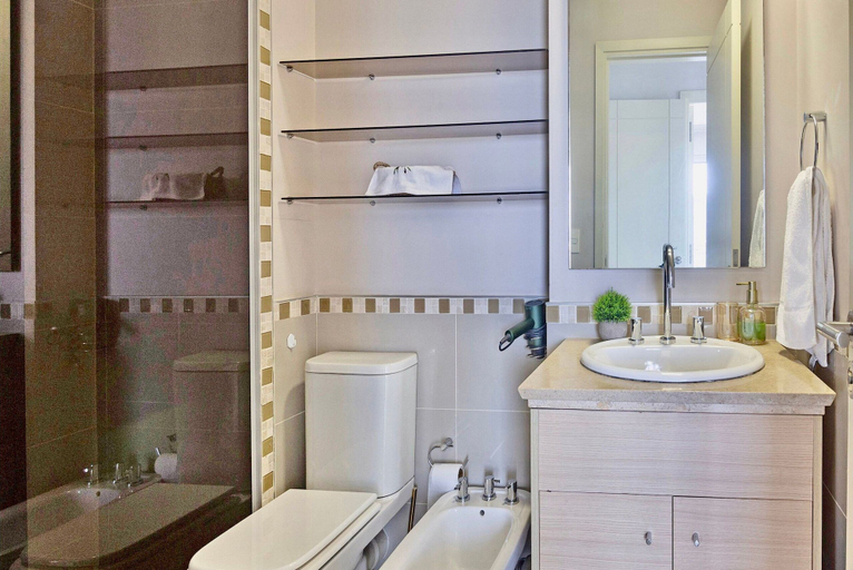 Bathroom 4, Oceana Suites Ocean Drive, n.a351