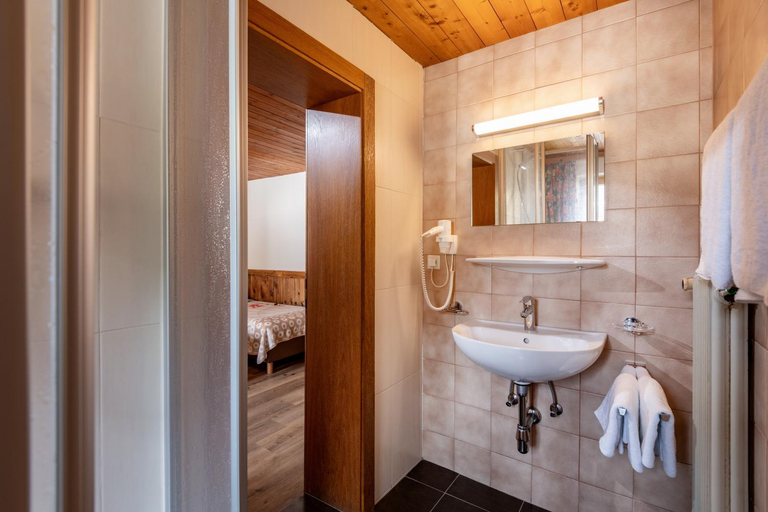Bathroom 2, Appartment Danterhof, Schwaz