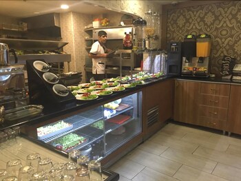 Others 4, Grand Gross Hotel, Fatih