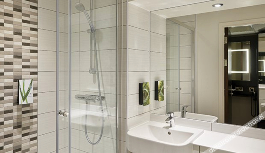 Bathroom 5, Wolverhampton City Centre, Wolverhampton