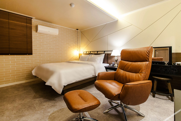 Bedroom 3, YAJA Daegu Dongseongro Seomunsijang, Buk