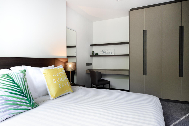 Bedroom 2, The Assembly at Stevens, Service Residences, Singapura