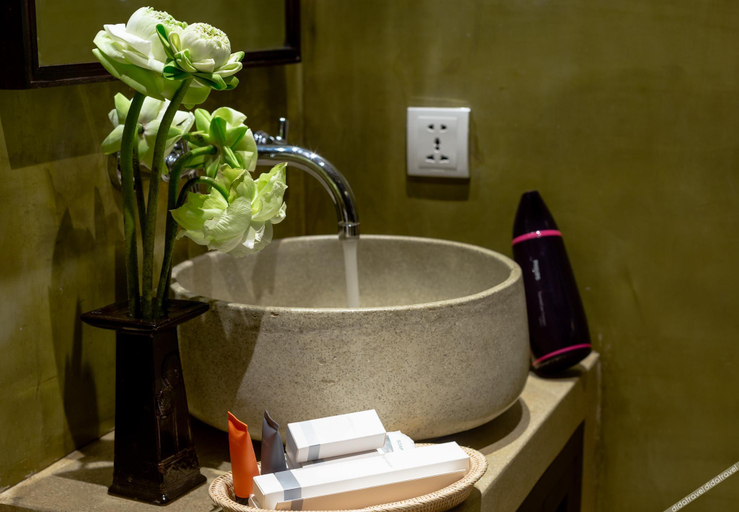 Bathroom 4, Reservoir Hotels, Siem Reap