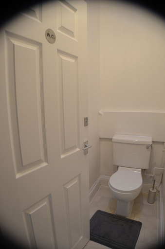 Bathroom 3, Gorton Mount Hotel Manchester, Tameside