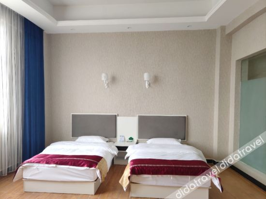 Bedroom, Lincang Xishanlinyu Theme Hotel, Lincang