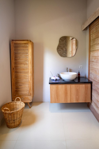 Bathroom 4, Sunterra CANGGU- 3BDR with Private Pool +Rooftop, Badung