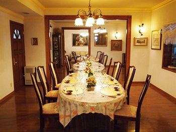 Others 4, Petit Hotel Corinthian, Rebun