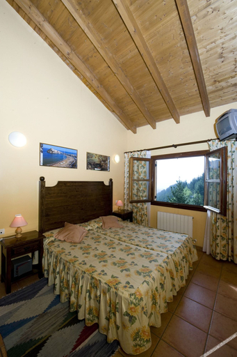 Bedroom 2, Agroturismo Ordaola, Vizcaya