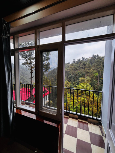 Balcony/terrace 3, Moksh villa b&b, Shimla