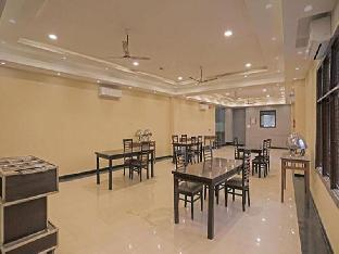 Food & Drinks 5, FabHotel GK Residency, Delhi