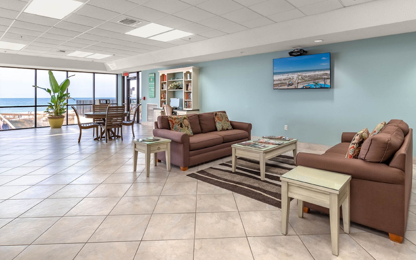 Public Area 2, Phoenix V Unit 816, Baldwin