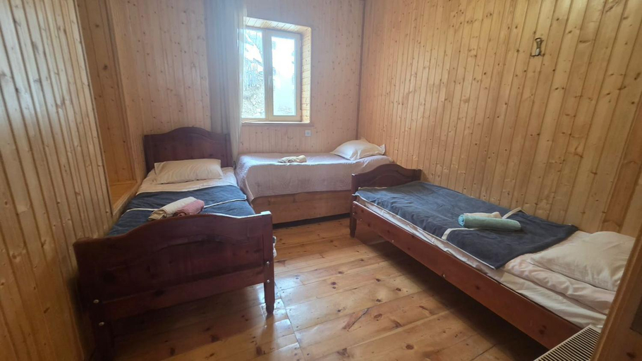 Bedroom 2, Nino & Tarzan Guesthouse, Mestia