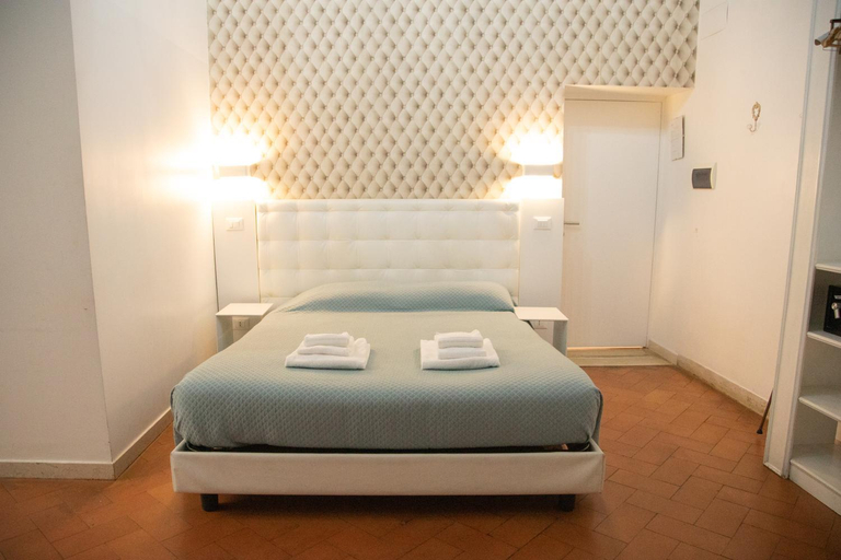 Bedroom 2, Guestlovers, Rome