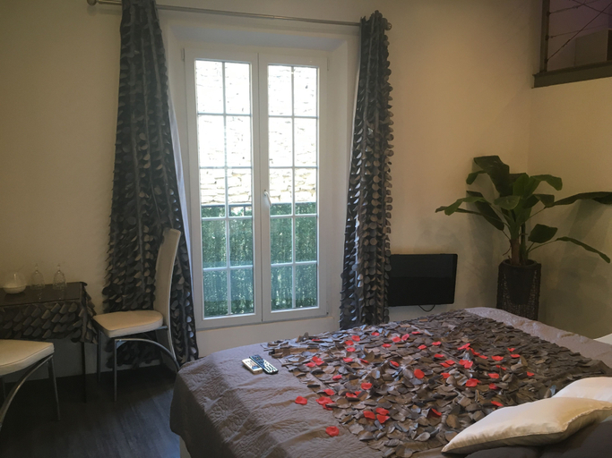Bedroom 2, Les Chambres de Naevag, Bouches-du-Rhône