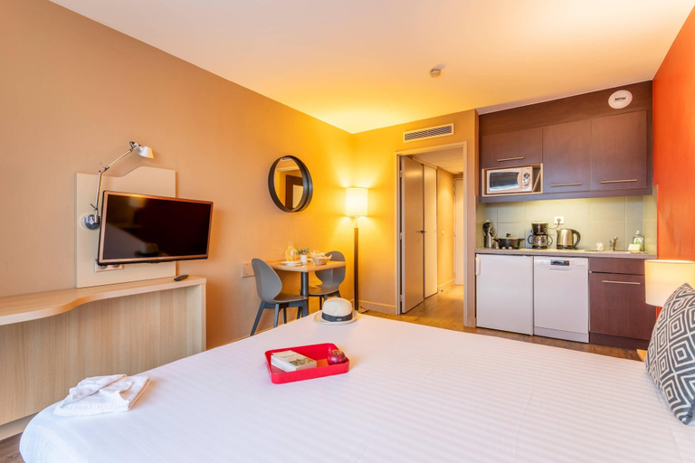 Bedroom 4, Comfort Aparthotel Marseille Prado Plage, Bouches-du-Rhône