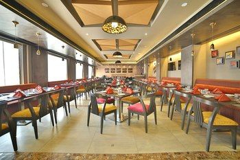 Food & Drinks 4, Hotel G Express, Ahmadabad