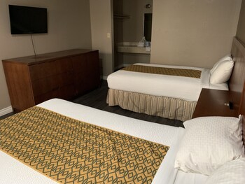 Others 2, Circle Inn Motel, Riverside