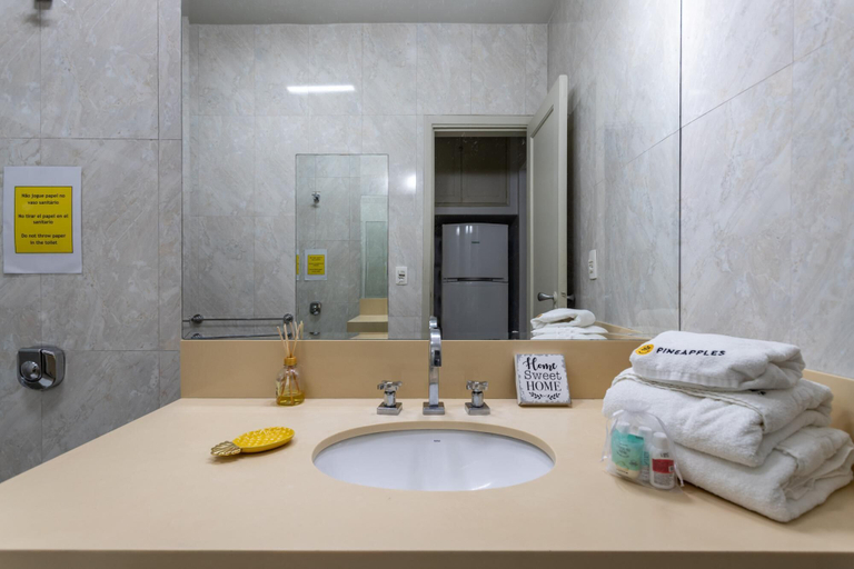 Bathroom 4, Style in Copacabana Near the Beach Br403, Rio de Janeiro