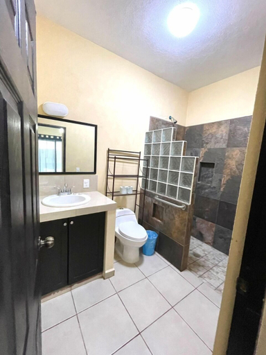 Bathroom, Casa Mayra, Cihuatlán