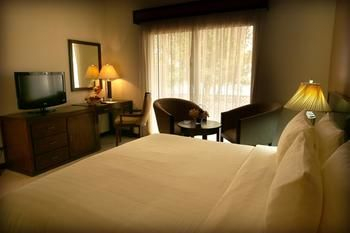 Guestroom 2, Best Western Hawar Resort Hotel