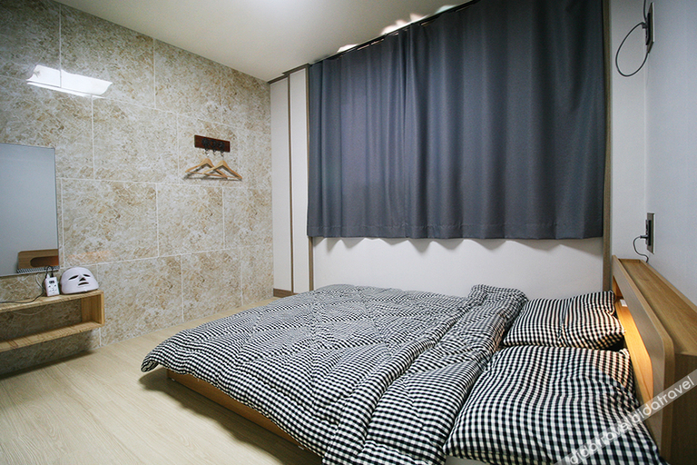 Bedroom 4, Jeju Starlight House Pension, Jeju