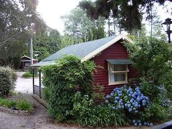 Others 3, Cedar Lodge Cabins, Blue Mountains